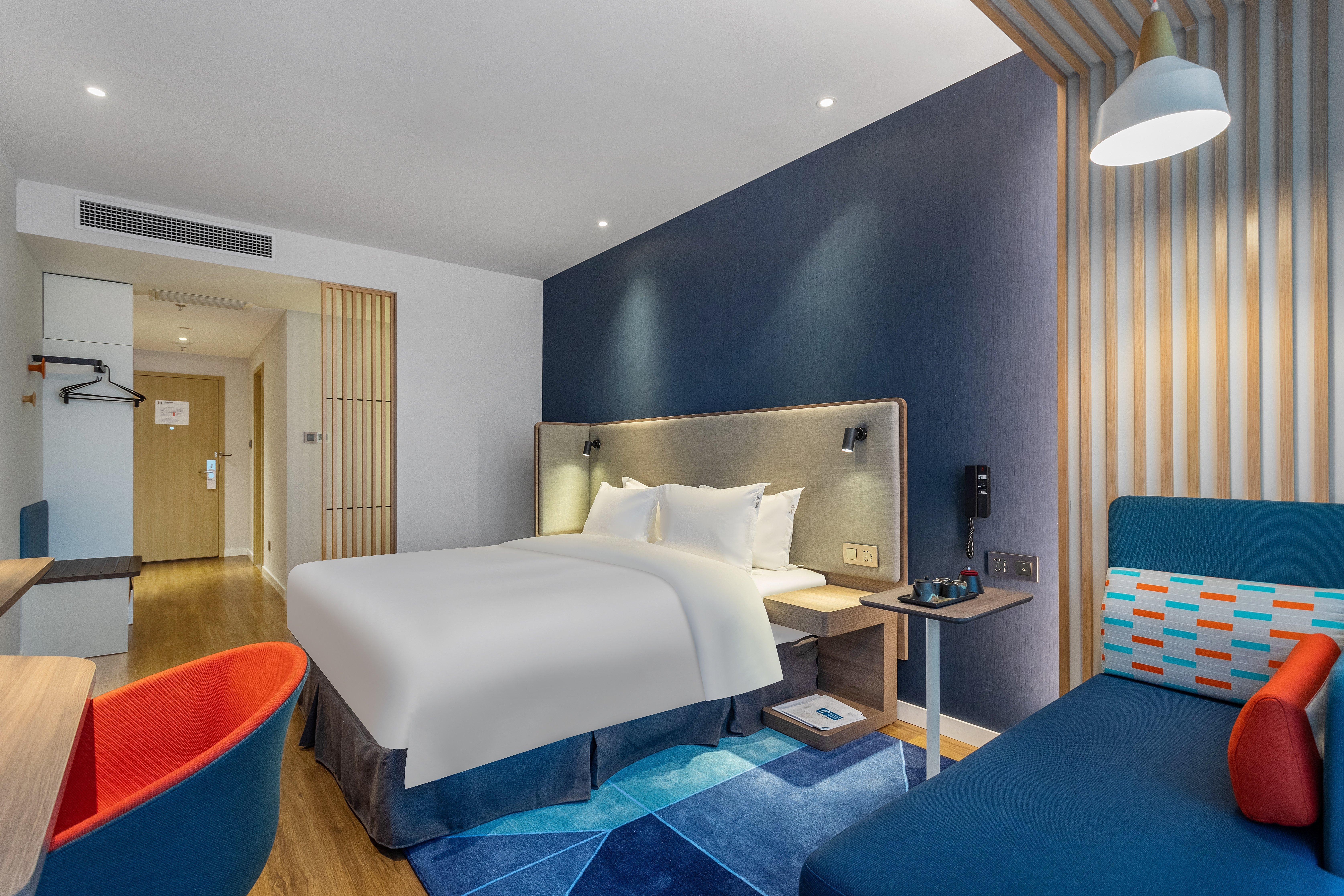 Holiday Inn Express Dali Xiaguan, an IHG Hotel Bagian luar foto